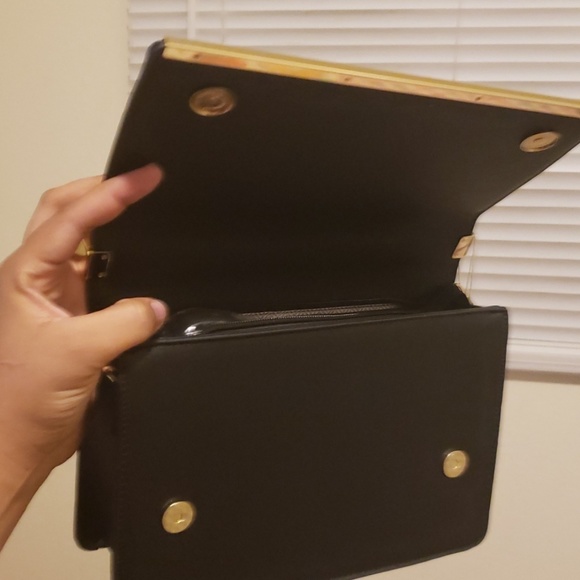 Black clutch - Picture 4 of 4